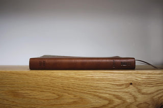 NIV, Thinline Bible, Leathersoft, Brown, Red Letter, Comfort Print Imitation Leather